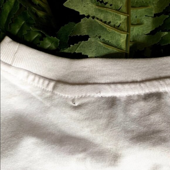MADE WITH  LOVE WHITE T-Shirt WOMEN TEE SIZE SMALL - Picture 4 of 4